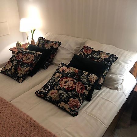 Janicsar Garden Apartman Эгер Экстерьер фото