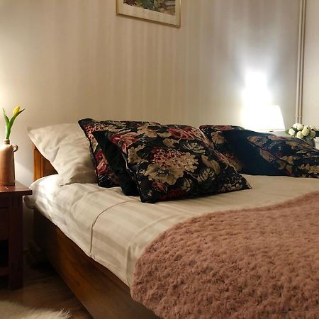 Janicsar Garden Apartman Эгер Экстерьер фото