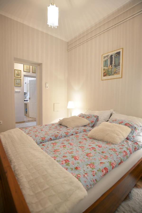Janicsar Garden Apartman Эгер Экстерьер фото
