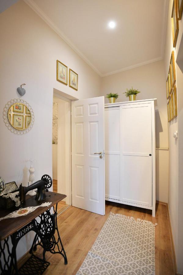 Janicsar Garden Apartman Эгер Экстерьер фото
