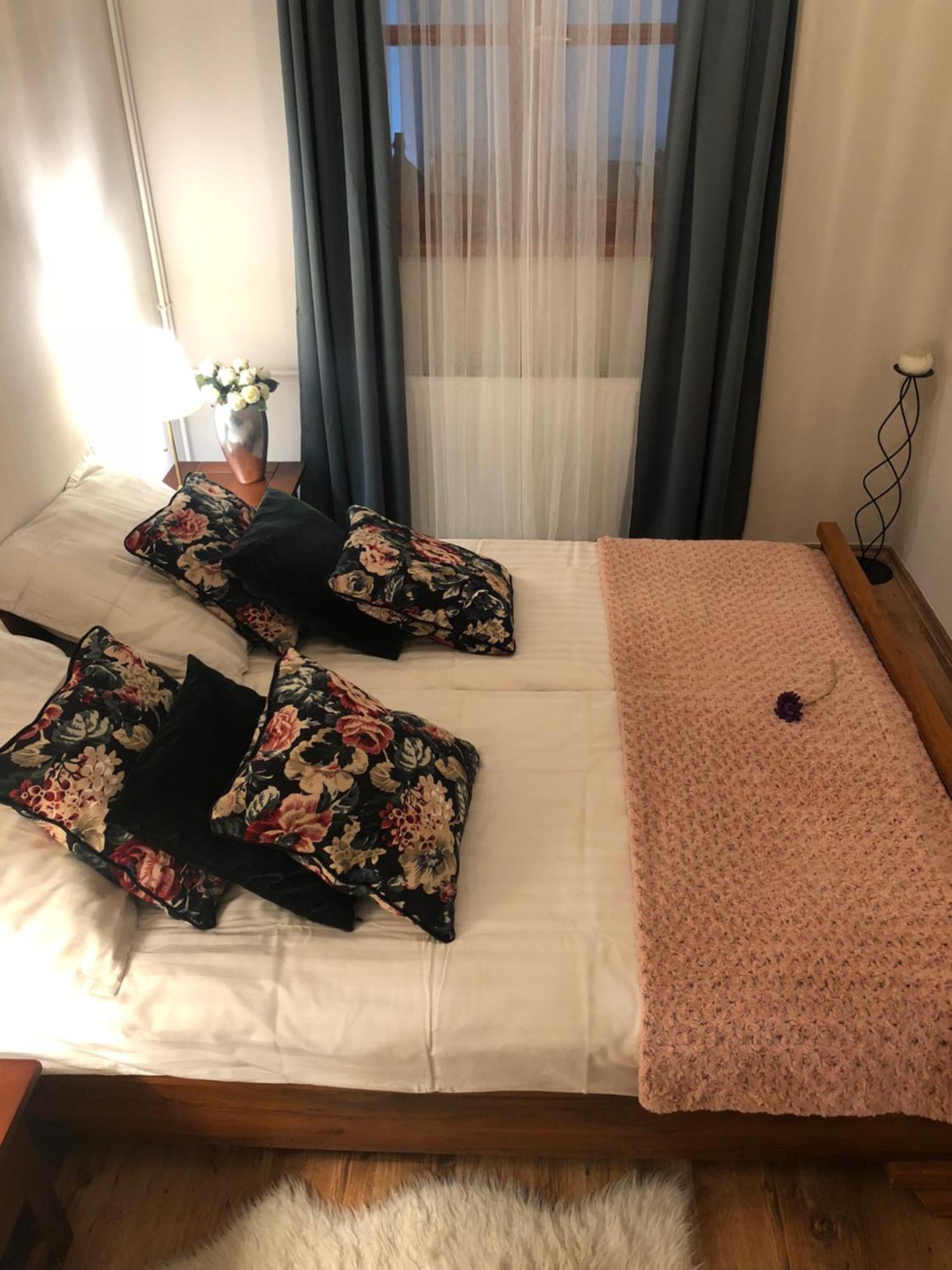 Janicsar Garden Apartman Эгер Экстерьер фото